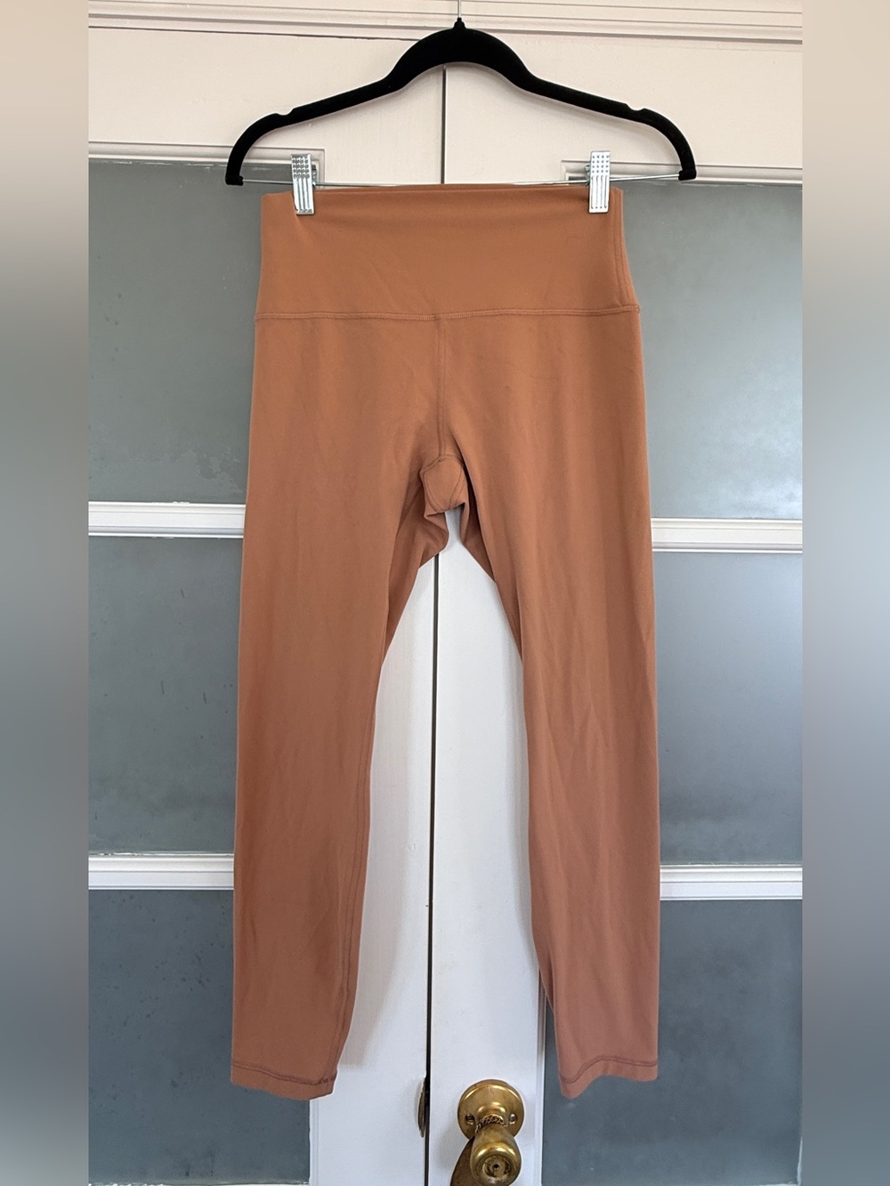 CRZ YOGA Butterluxe High Waisted 25” Leggings Mocha Mousse Size M Like New